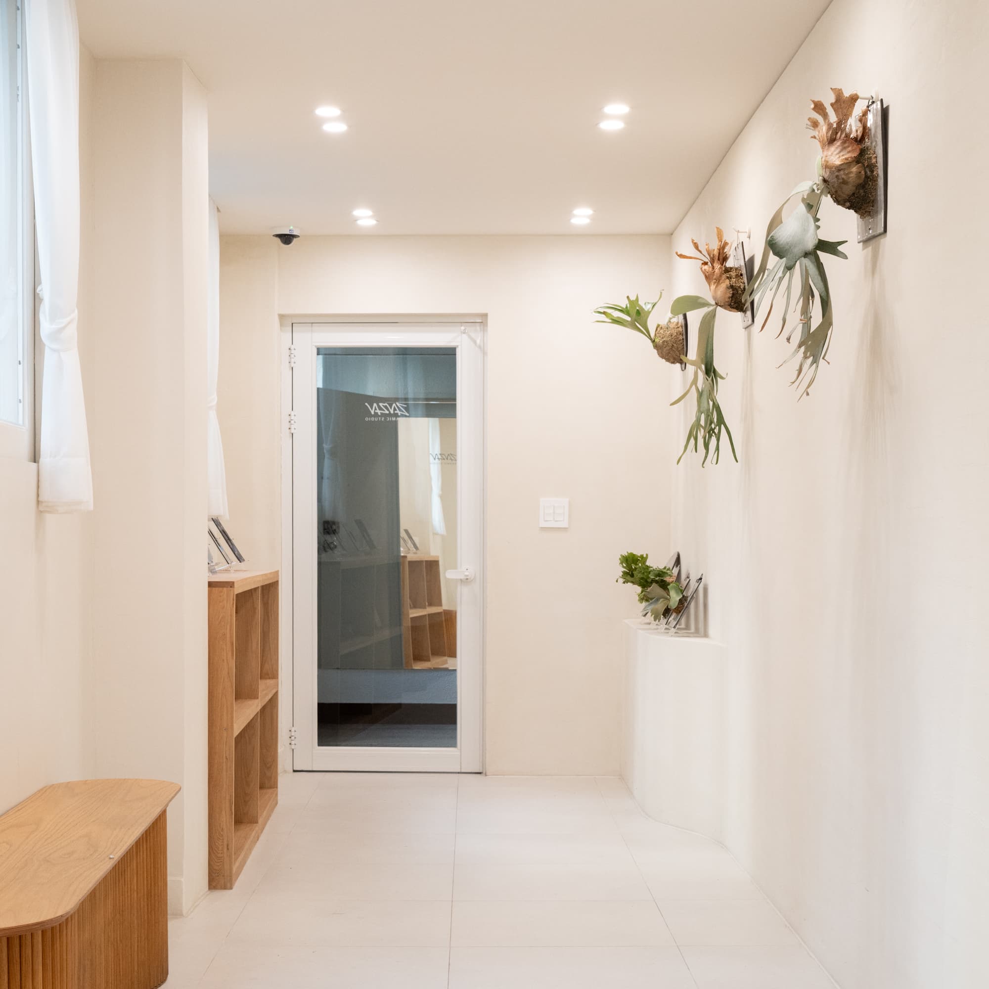 ZNZN Ceramic Studio entrance — glass door with ZNZN lettering, Jamsil Seoul